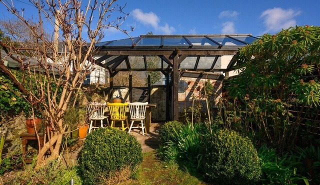 Beautiful Cottage & Garden in the Heart of Truro