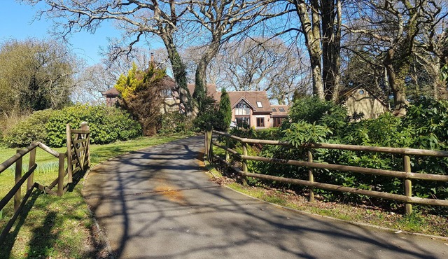 Beautiful cottage in woodland setting close to the Dorset coast