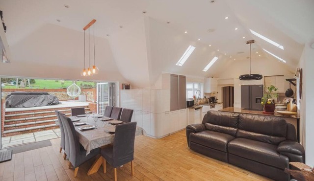 Beautiful Cottage in South Downs National Park