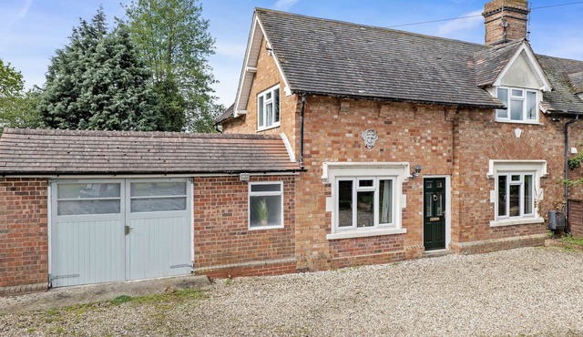 Beautiful cottage on the edge of the Cotswolds