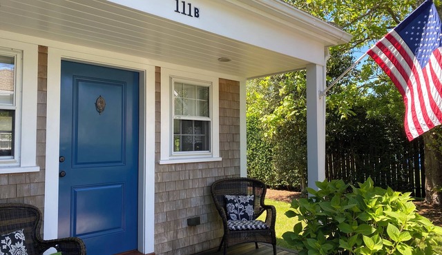 BEAUTIFUL COTTAGE ON ORANGE STREET, WALK TO MAIN! PERFECT FOR FAMILY VACATION!