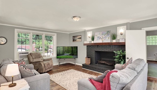 Beautiful Cottage Stay in Southern PA