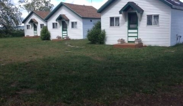 Beautiful Cottages in the Shadow of the Tetons