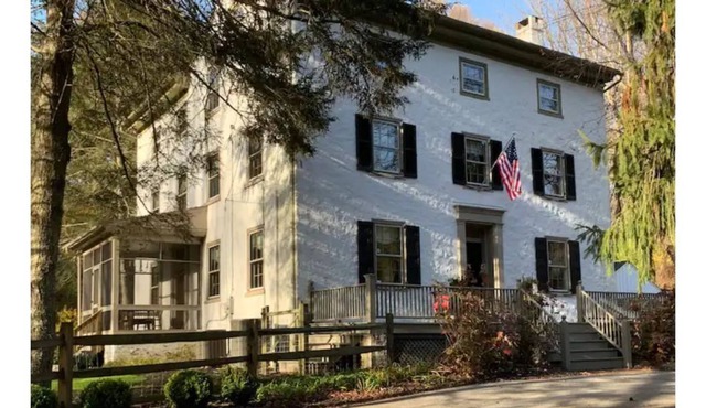 Beautiful Country House Convenient Location