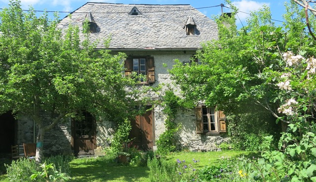 Beautiful country house in the heart of the Pyrenees Ariegoises Regional Nature Park