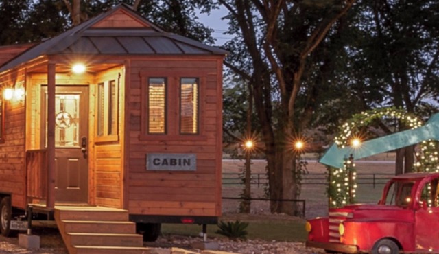 Beautiful Country-Themed Tiny House 145