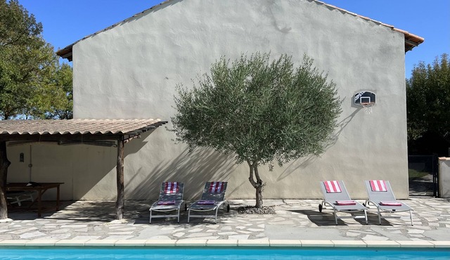 Beautiful countryside home with pool + views