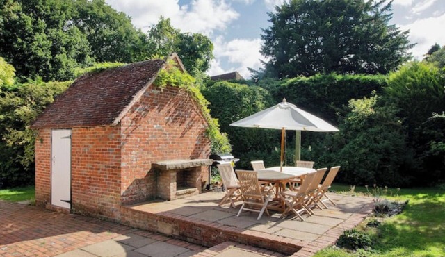 Beautiful Countryside Cottage