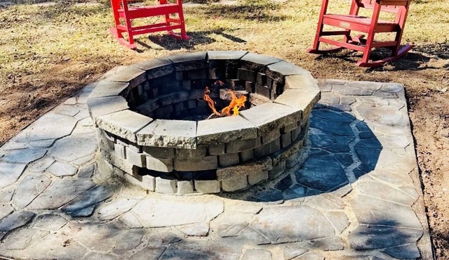 Beautiful, Cozy Bungalow 5 min from ATL Airport