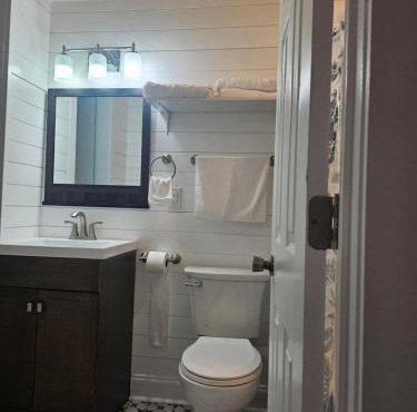 Beautiful cozy cabin to relax in charleston sc