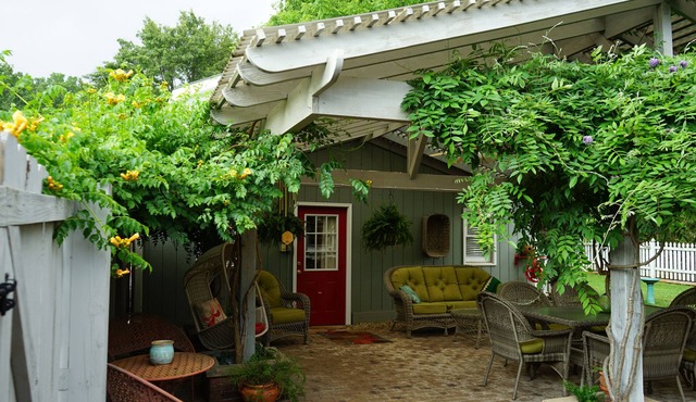 Beautiful Cozy Immaculate cottage
