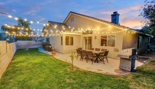 Beautiful Cozy Home Near Magic Mountain & Shopping in Stevenson Ranch