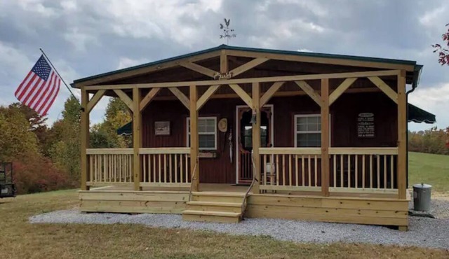 Beautiful Cubby Cabin On The Mountain