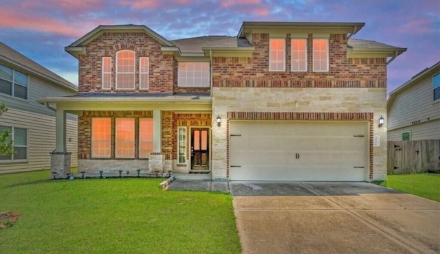 Beautiful curb appeal with modern interior.