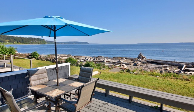 Beautiful, custom 4 bedroom beachfront home on Sunlight Beach, Useless Bay.