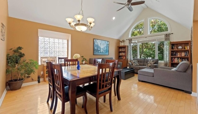 Beautiful custom-built 5-bedroom home in the heart of Tecumseh