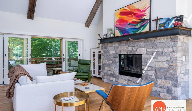 Beautiful Custom Lake House