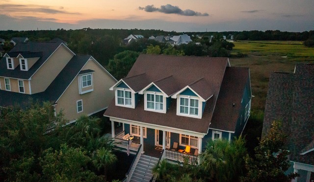 Beautiful Daniel Island Home PLEASE BOOK ON OTHER NATIONAL SITE 4ACTIVE CALENDAR