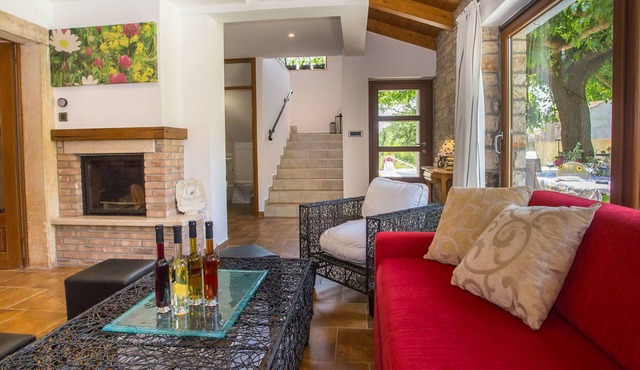 Beautiful decorated villa for 8 persons with private pool in a quiet location