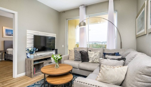 Beautiful Deluxe Condo, Vista Cay, Orlando - 3008