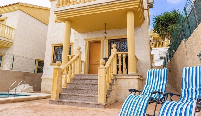 Beautiful Detached Villa with a Private Pool