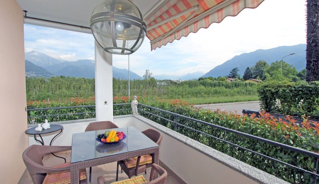 Beautiful detached house with lawn on the edge of the village