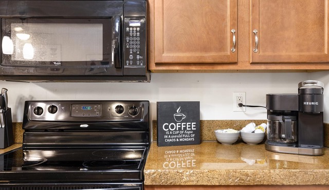 Beautiful Downtown Johnson City Loft 2BR, 2BA