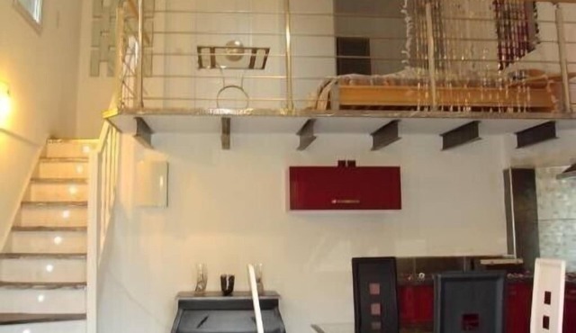 Beautiful duplex in detached house