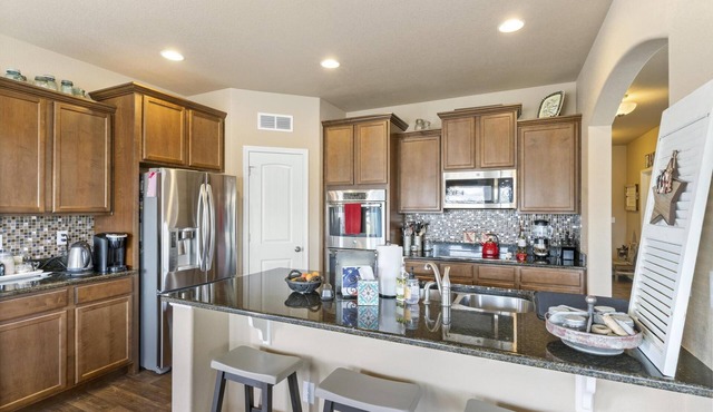Beautiful Enjoyable Family Home Minutes Away from Peterson Air Force Base