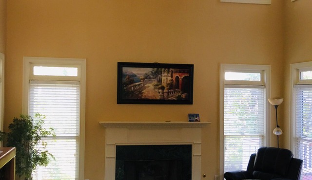 Beautiful Executive 5bed 4bath Home for Short Term Lease- Avail June 1st