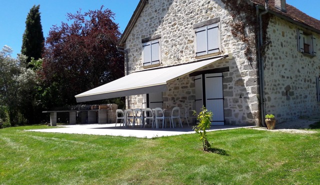 Beautiful fully renovated barn with swimming pool