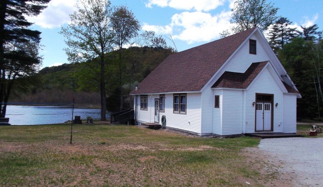 Beautiful Family Friendly Lakefront Property On Brant Lake