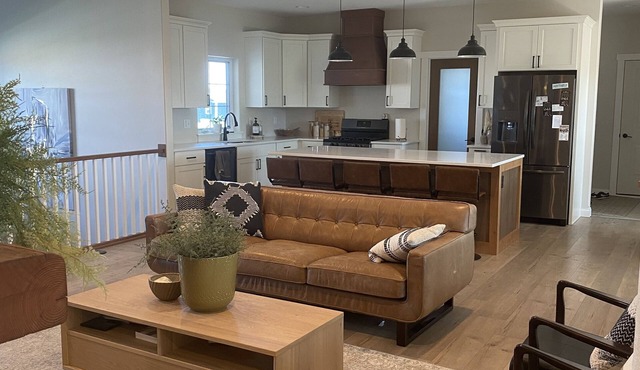 Beautiful family home perfect for football weekends!