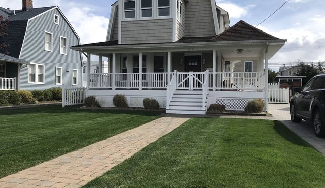 Beautiful, family friendly Bradley Beach home 1.5 blocks from the beach!