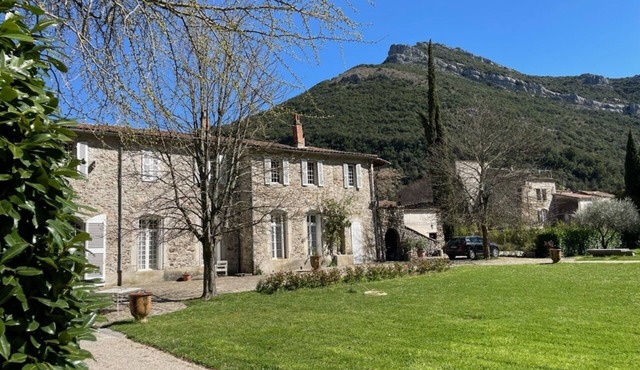 Beautiful family XVth Century residence, in Meridian Cevennes