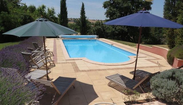 Beautiful Farmhouse in 5 acres With Large Pool & Views Over A Picturesque Valley