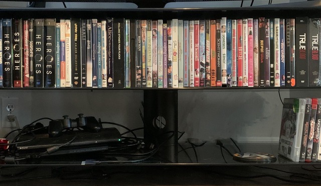 Beautiful farmhouse with horses, pet friendly & close to Prince Edward County.