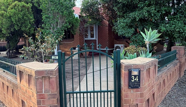 Beautiful federation style 3-bedroom house close to the main street