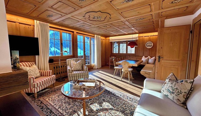 Beautiful Flat With Traditional Architecture