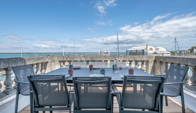 Beautiful flat with view on the port of Le Croisic
