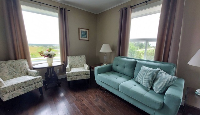 Beautiful Four Bedroom House with a Stunning view of the Chebogue River