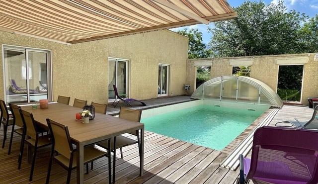 Beautiful Villa in Regional Mountain Park Swimming Pool and Garden 1 h beach