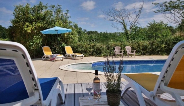 Beautiful SpaciousnFamily friendly Gite with Pool and games room. Pets welcome