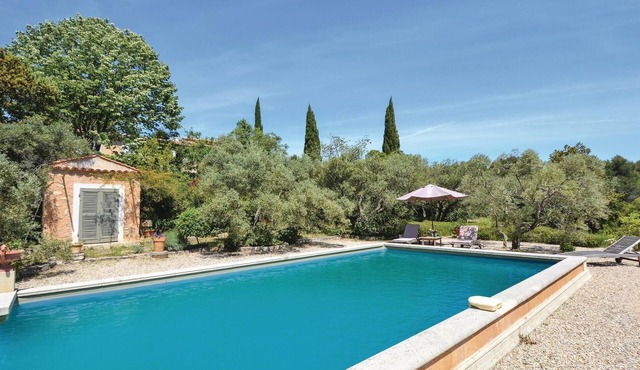 Beautiful home in Les Baux de Provence