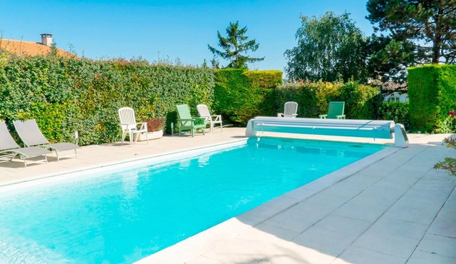 Beautiful home in Meschers-sur-Gironde