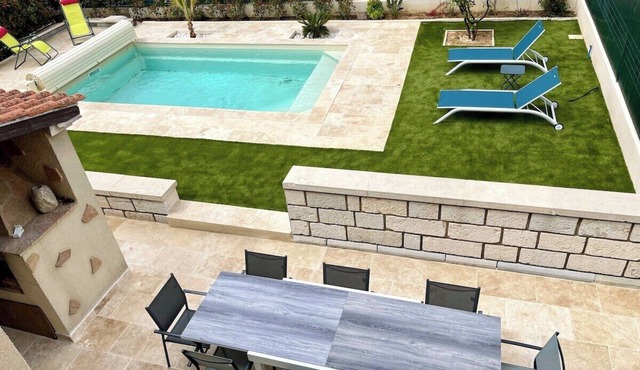 Beautiful Villa 8 pers - A/C - Swimming pool - 5mn from the beach.