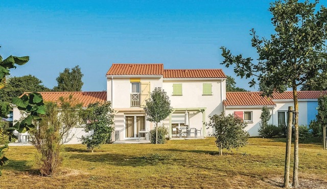 Beautiful home in Talmont Saint Hilaire