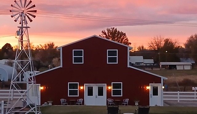 Beautiful full apartment, in barn style building, close to town with farm views!