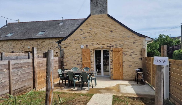 Beautiful fully renovated stone house 15V