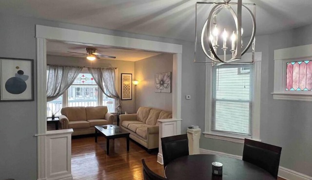 Beautiful furnished 2 bdr great location Elmwood